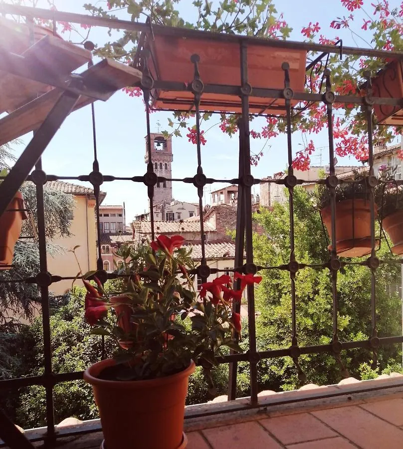 Bed And Breakfast Evelina Lucca Italië