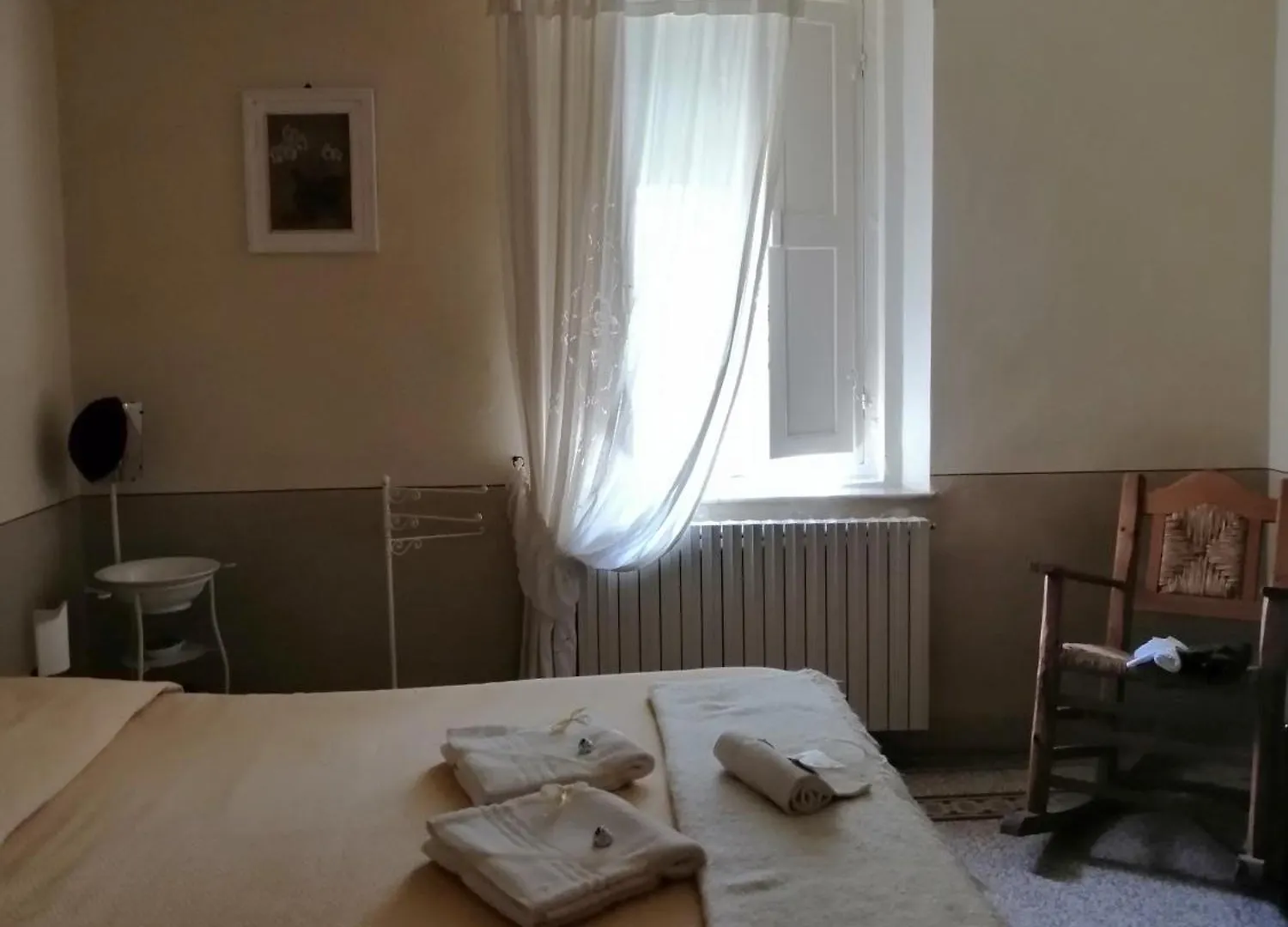 Bed And Breakfast Evelina Lucca Bed & Breakfast