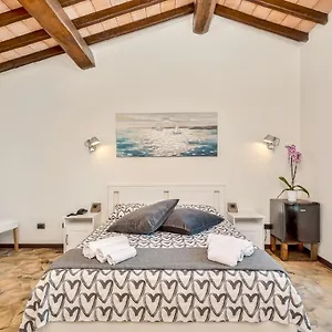 La Pietra Restaurant Hotell